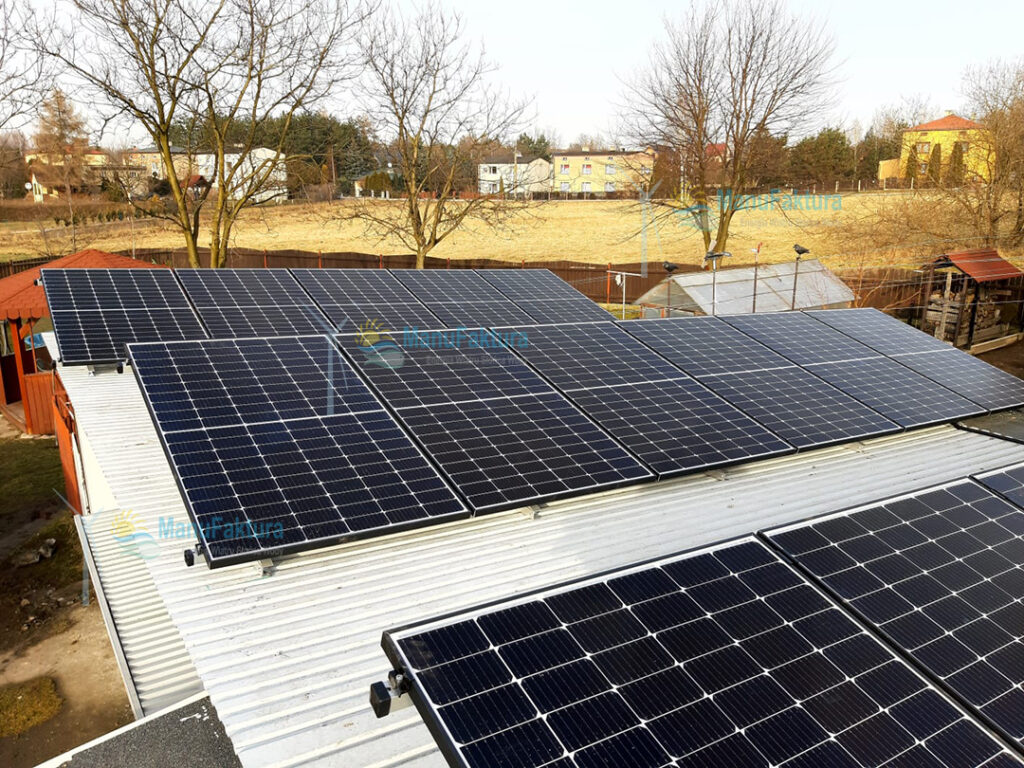 Fotowoltaika Imielin 6,45 kWp - montaż paneli słonecznych na dachu z blachy falistej
