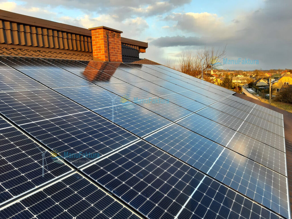 Fotowoltaika Słupca k. Poznania 9,9 kWp - instalacja paneli słonecznych na dachu z blachodachówki