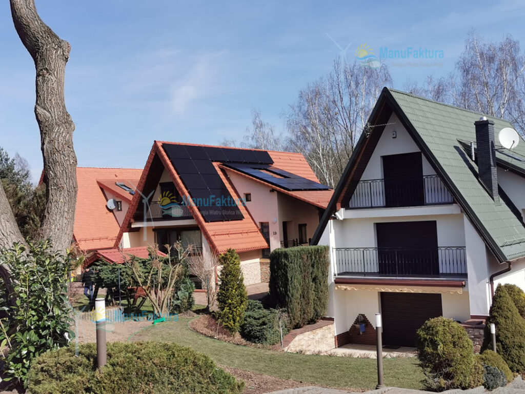 Fotowoltaika Nysa 9,90 kWp - instalacja fotowoltaiki dla domu z dachem skośnym