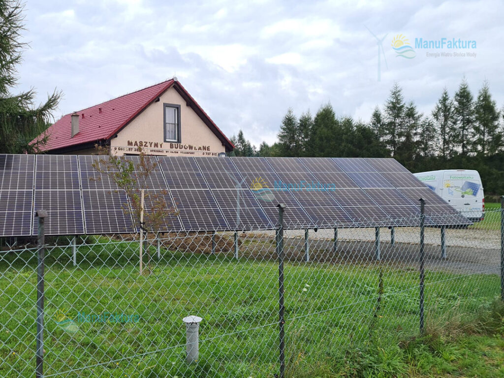 Fotowoltaika Siedlęcin - instalacja paneli słonecznych na działce na konstrukcji gruntowej