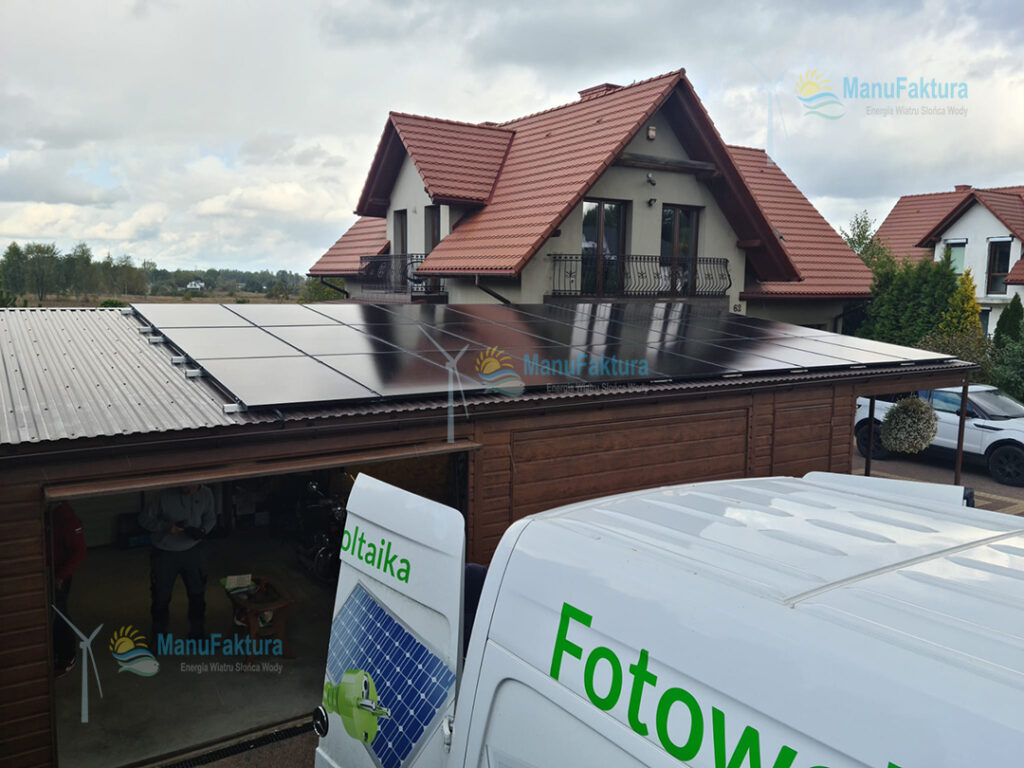 Fotowoltaika Sarnów 9,99 kWp - instalacja fotowoltaiki na budynku garażu