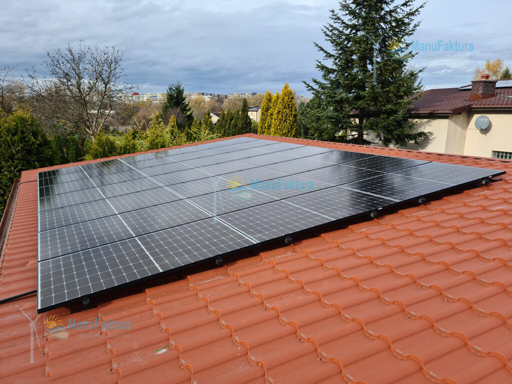 Fotowoltaika Sosnowiec 8 kWp - instalacje paneli słonecznych na dachu z blachodachówki