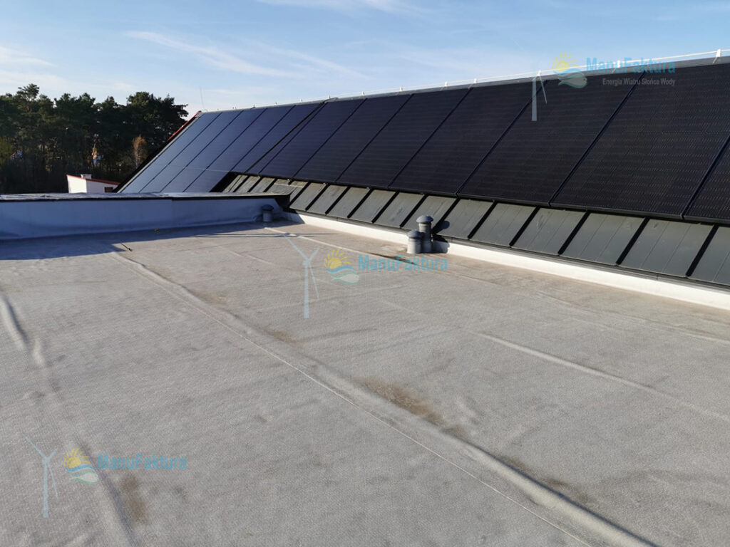 Fotowoltaika Opole 9,9 kWp - instalacja paneli słonecznych na dachu krytym blachą