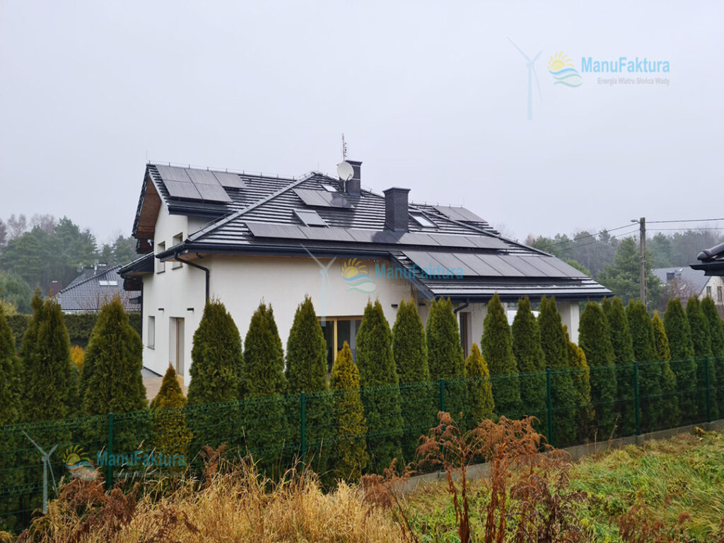 Fotowoltaika Nowe Chechło 9,9 kWp - instalacja fotowoltaiki na dachu domu jednorodzinnego