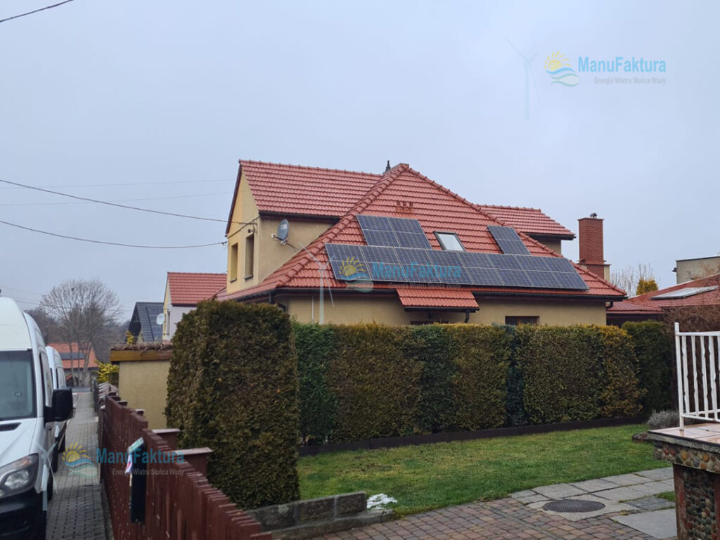 Fotowoltaika Mikołów 4,5 kWp - instalacja fotowoltaiki na domu jednorodzinnym