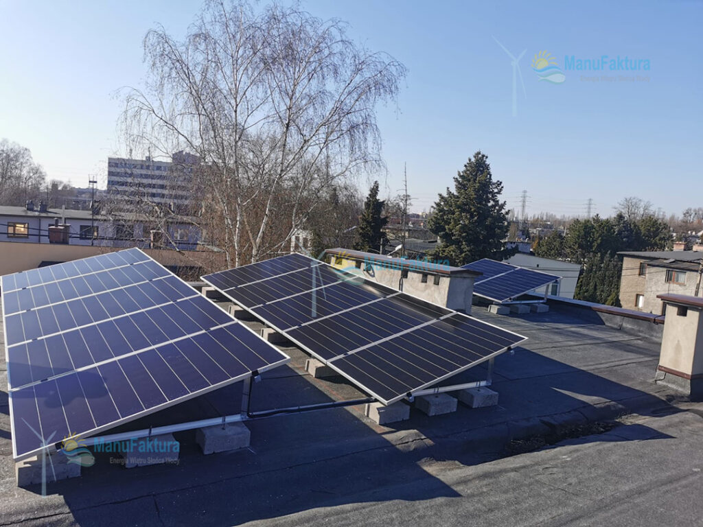 Fotowoltaika Katowice 6,5 kWp - instalacja paneli słonecznych na dachu płaskim krytym papą