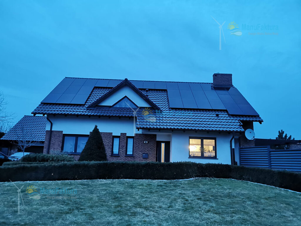 Fotowoltaika Lenartowice 9,90 kWp - panele słoneczne na domu jednorodzinnym