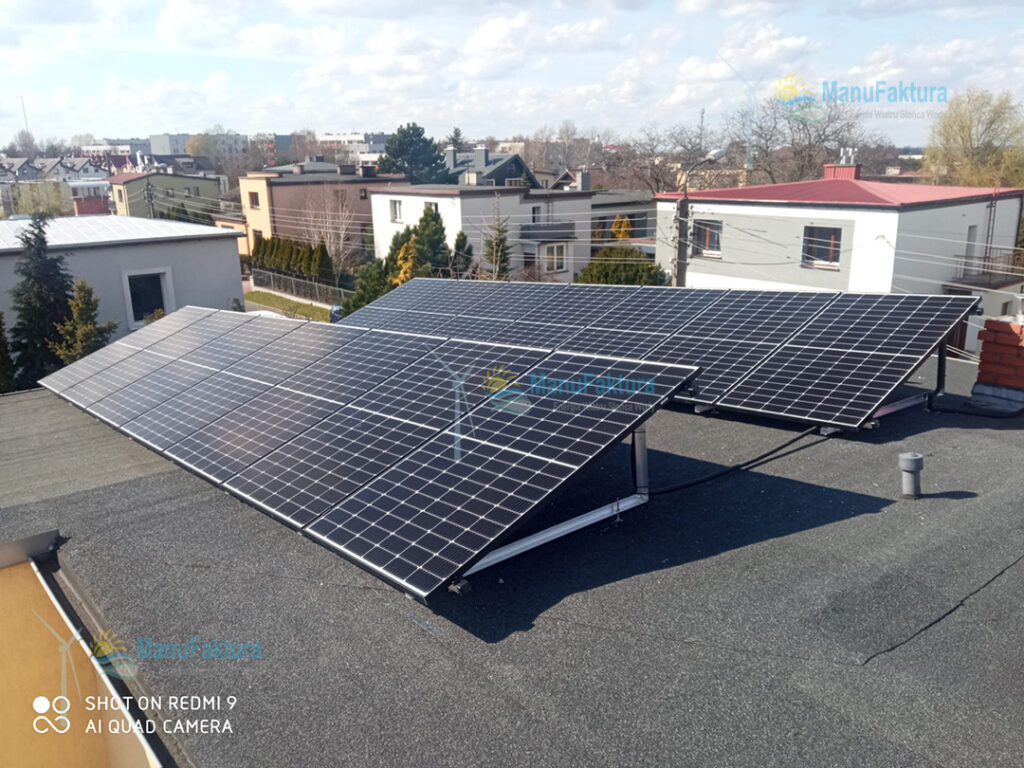 Fotowoltaika Tarnowskie Góry 4,6 kWp - panele słoneczne na papie, dach płaski