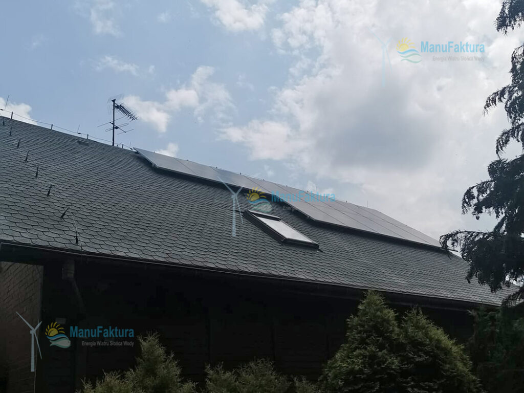 Fotowoltaika Bobrowniki 5 kWp śląskie - instalacja paneli słonecznych na dachu krytym gontem bitumicznym
