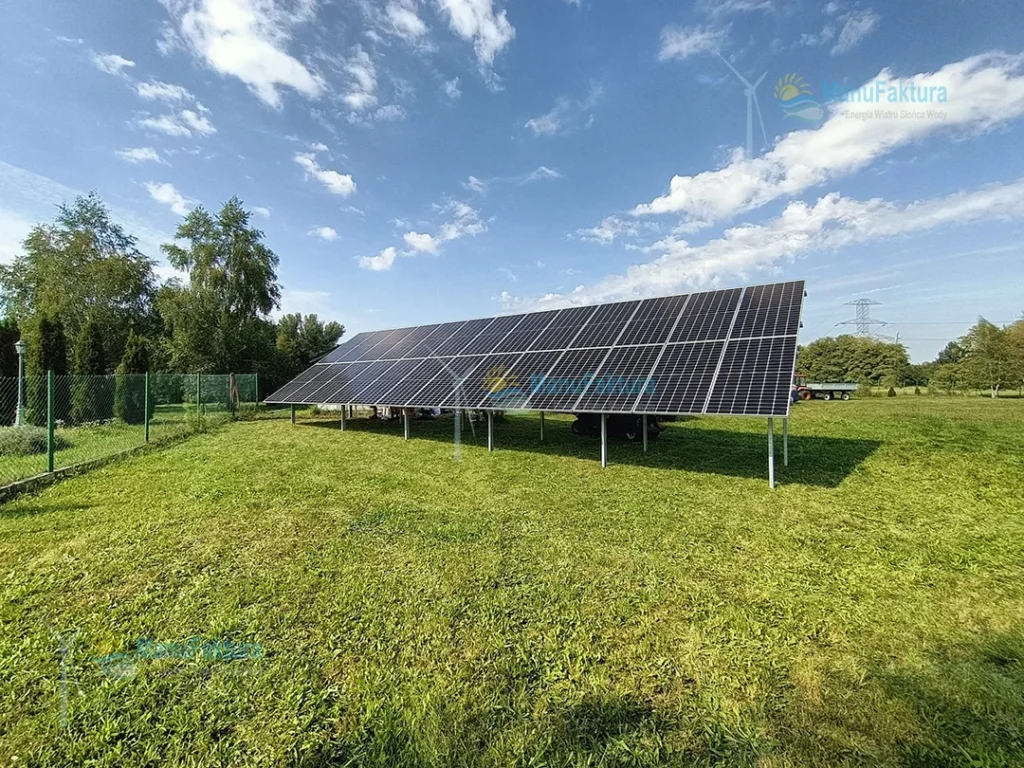 Fotowoltaika Opole 14 kWp - instalacja paneli słonecznych na działce na konstrukcji gruntowej