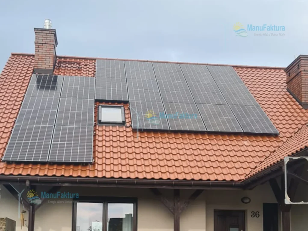 Fotowoltaika Oświęcim 9 kWp - instalacja paneli słonecznych na domu krytym dachówką ceramiczną