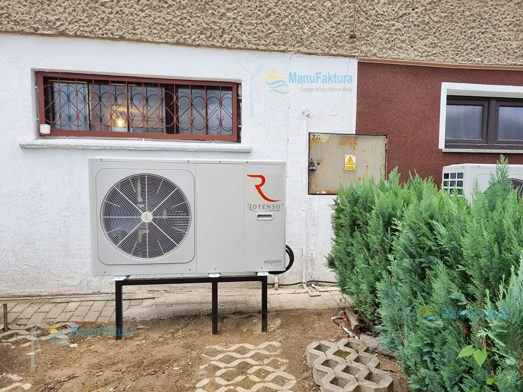Instalacja pompy ciepła rotenso - Srebrna Góra pompa Ciepła 10 kW montaż jednostki zewnętrznej
